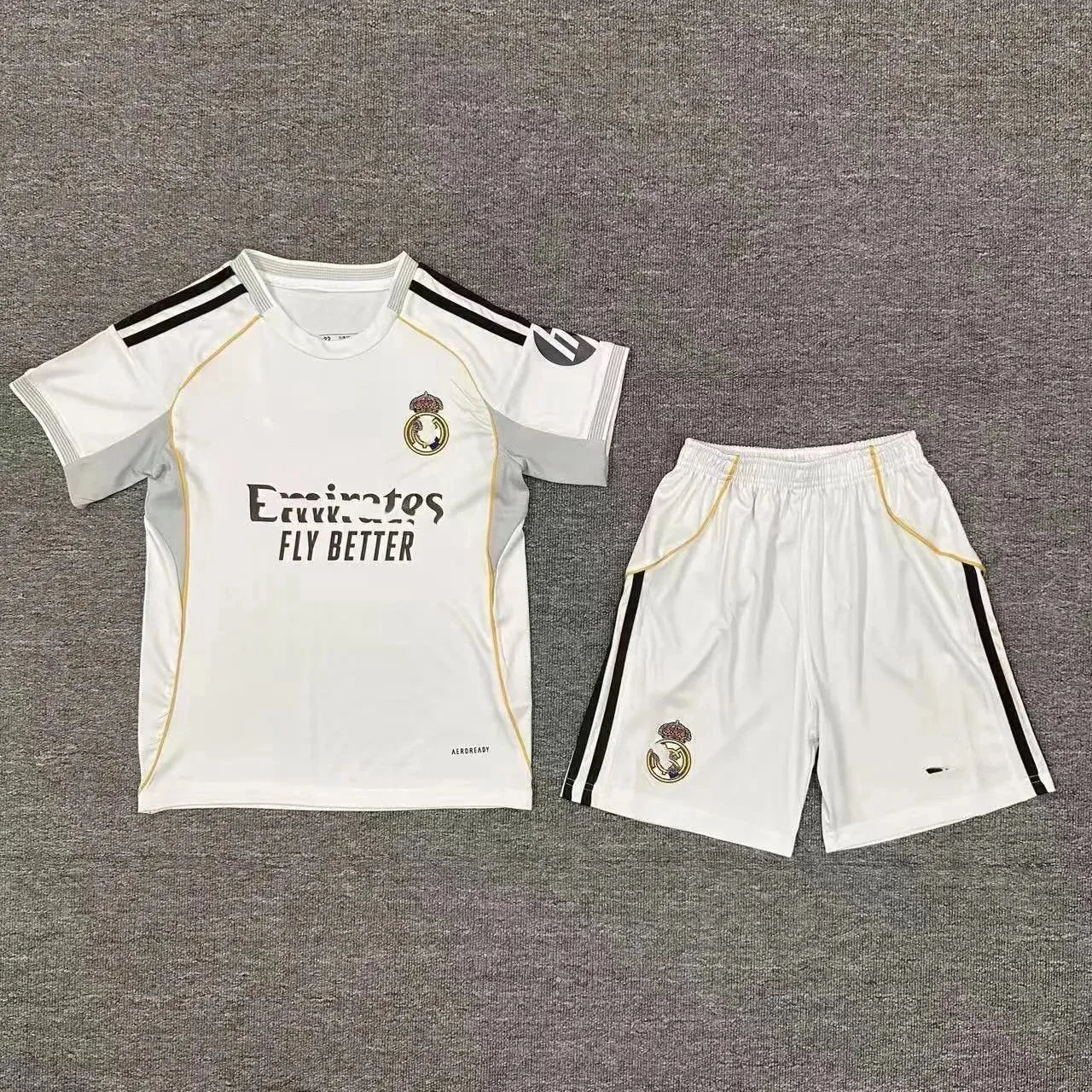 Puma x KidSuper Manchester City 2025/26 Special Edition Kit Set White