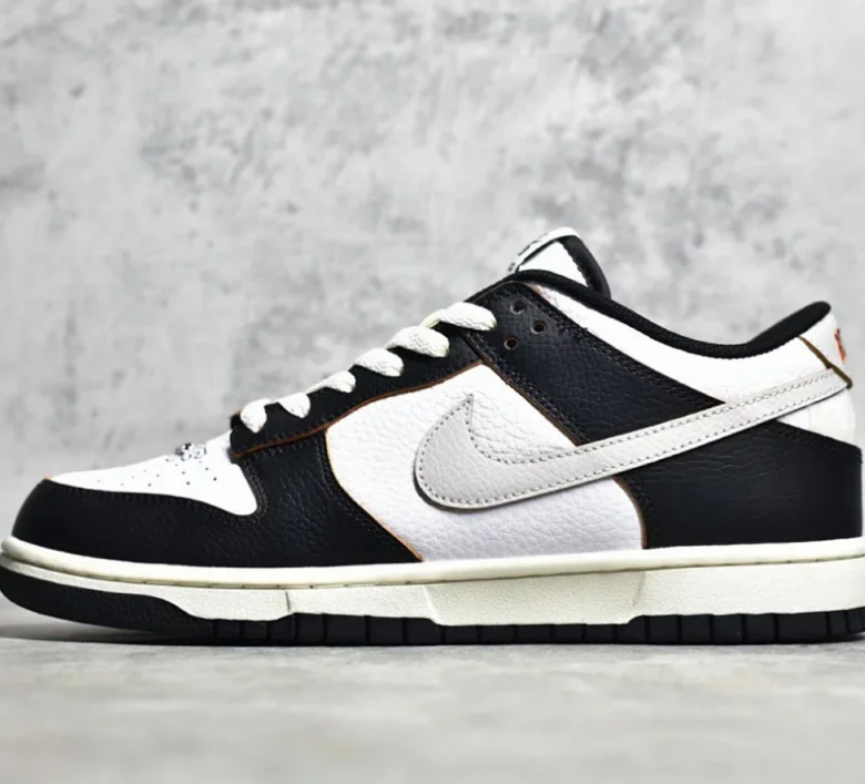 Nike Dunk Low Retro White Midnight Navy