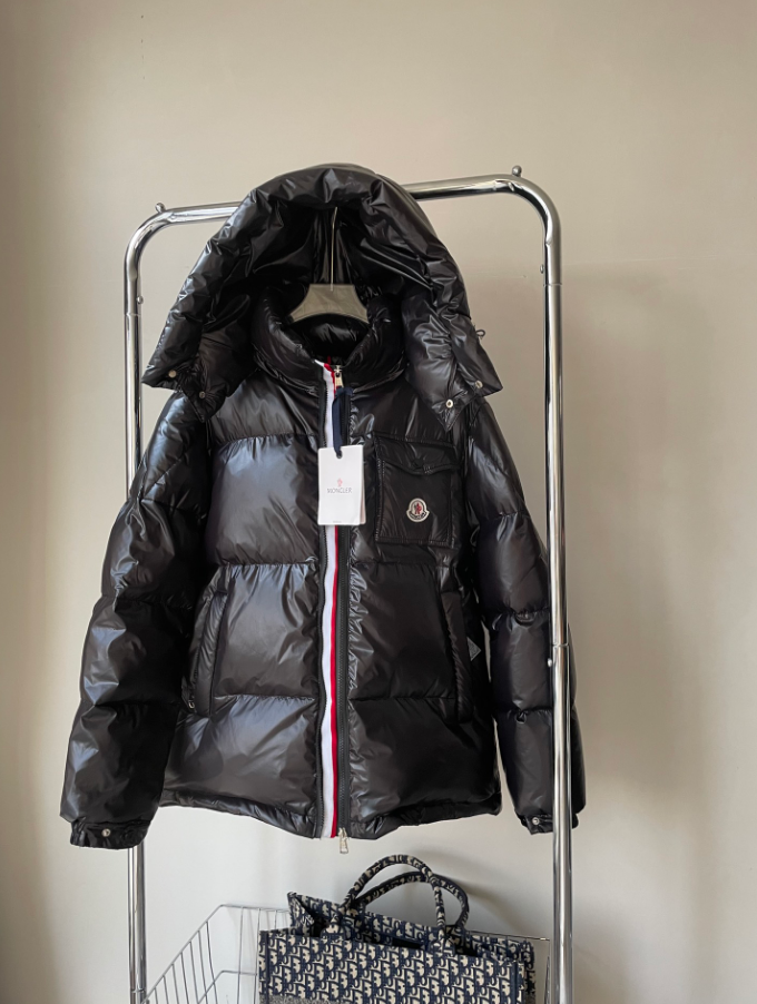 Moncler Maya Short Down Jacket White