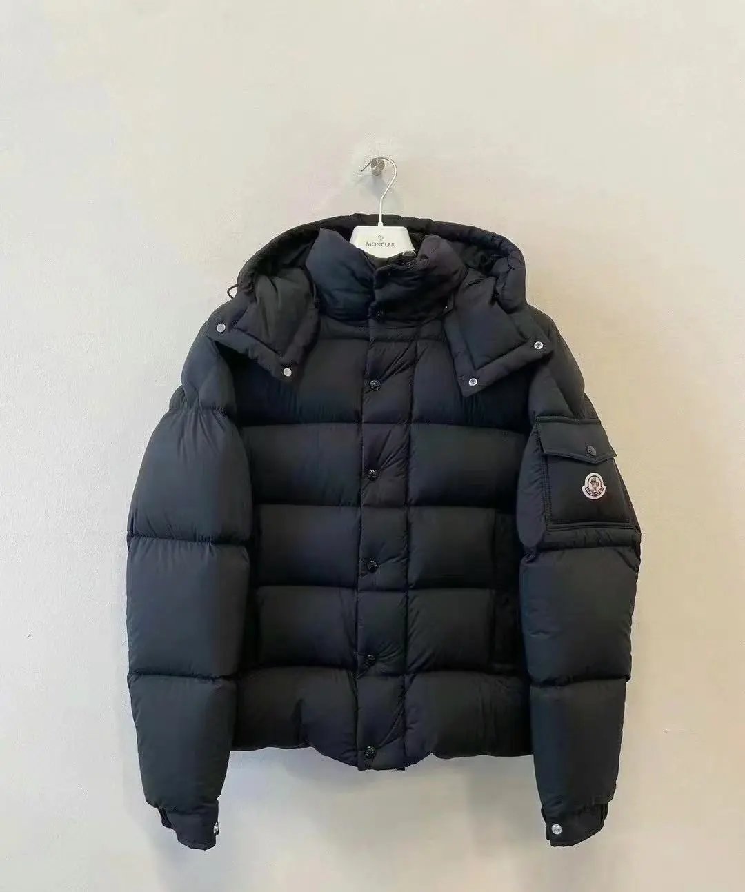 Moncler Maya Short Down Jacket Black