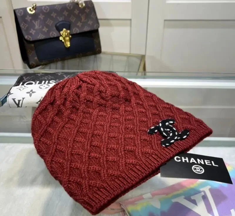 Chanel CC Cashmere Beanie Burgundy
