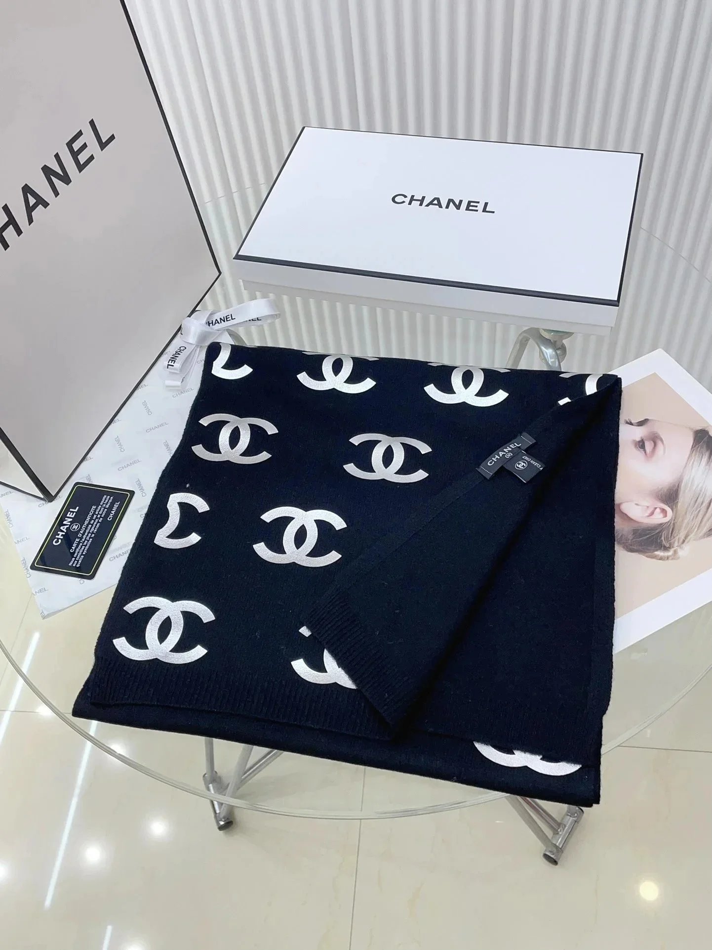 Chanel CC Logo Cashmere Knit Scarf Black White