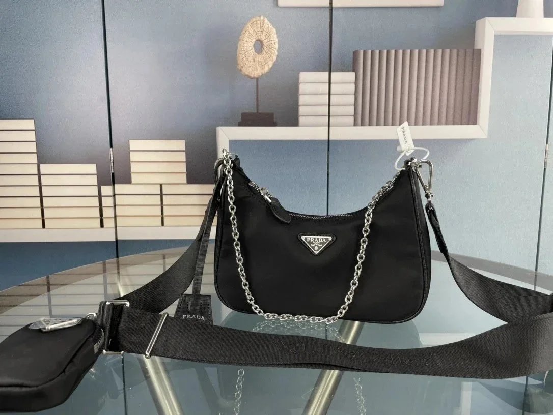 Prada Re-Edition 2005 Re-Nylon Shoulder Bag Black