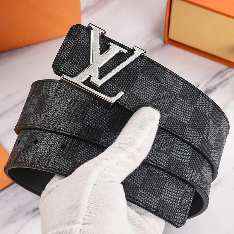 Louis Vuitton LV Initiales Belt