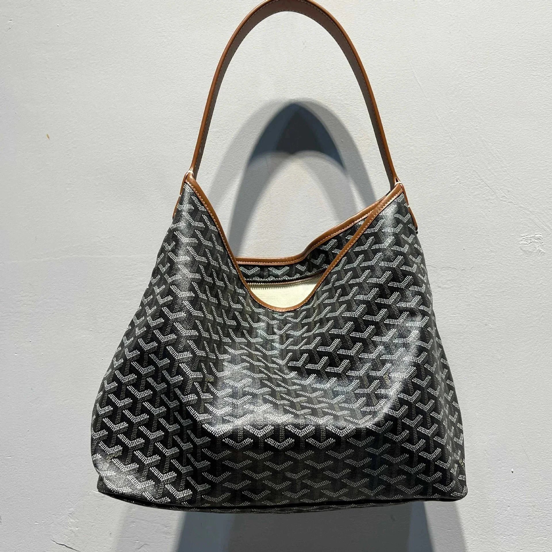 Goyard Bohème Hobo Bag PM Goyardine Black / Tan