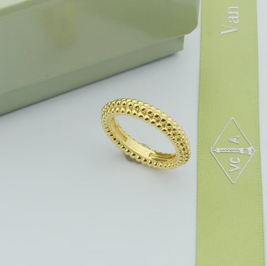 Van Cleef & Arpels Perlée Diamonds Duo Ring