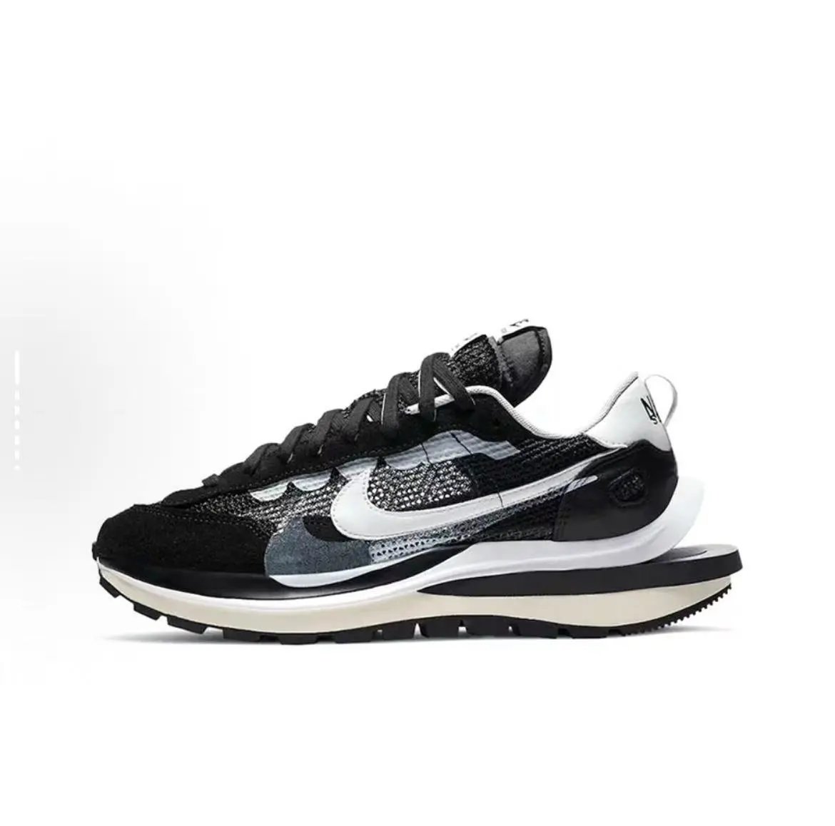 Nike x sacai VaporWaffle 'Black White'