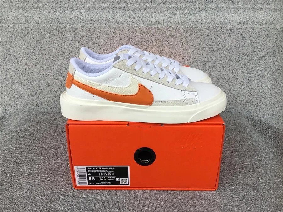 Nike x sacai VaporWaffle 'Sesame Blue Void'