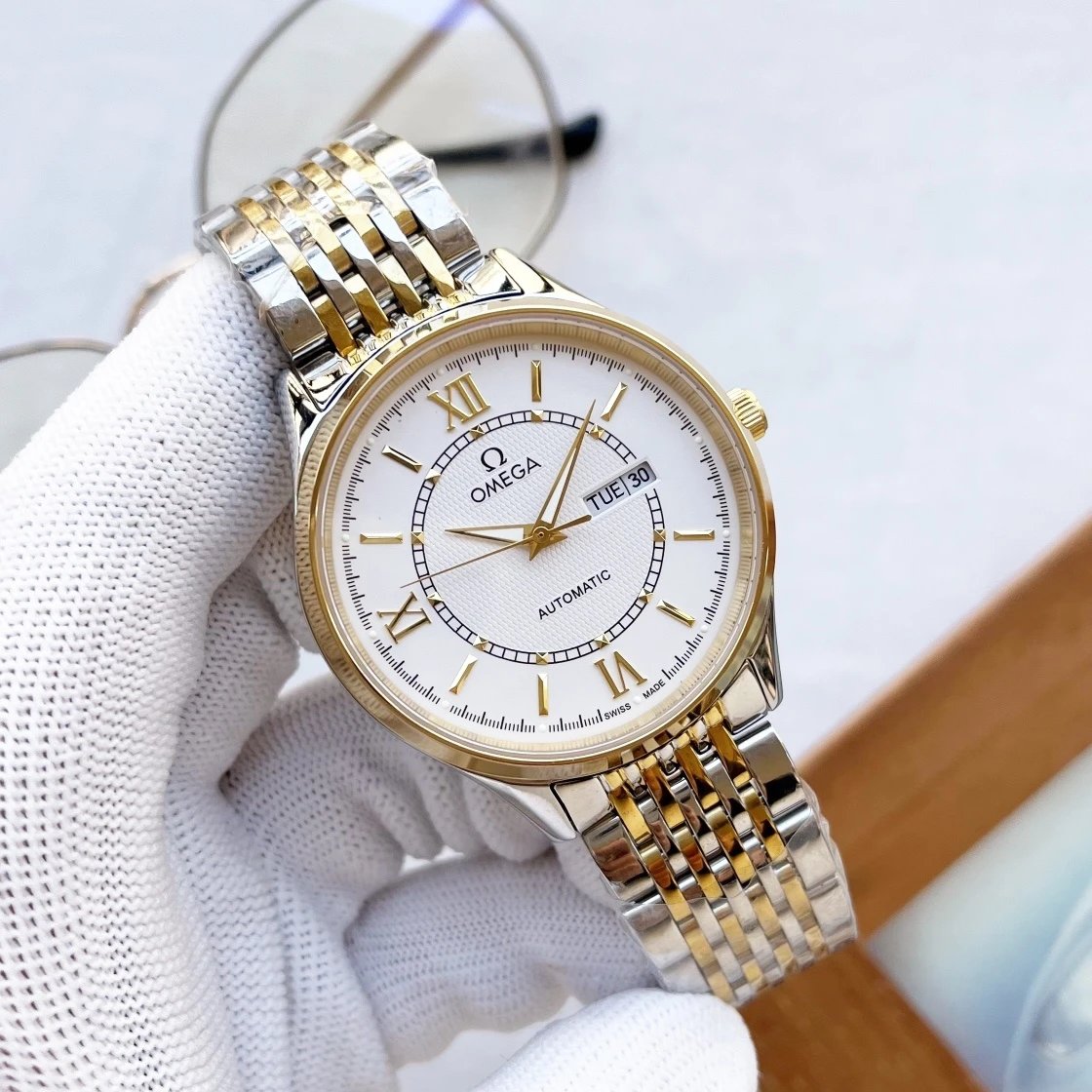 Omega Constellation Co-Axial 38 mm Steel - Red Gold 123.20.38.21.02.008