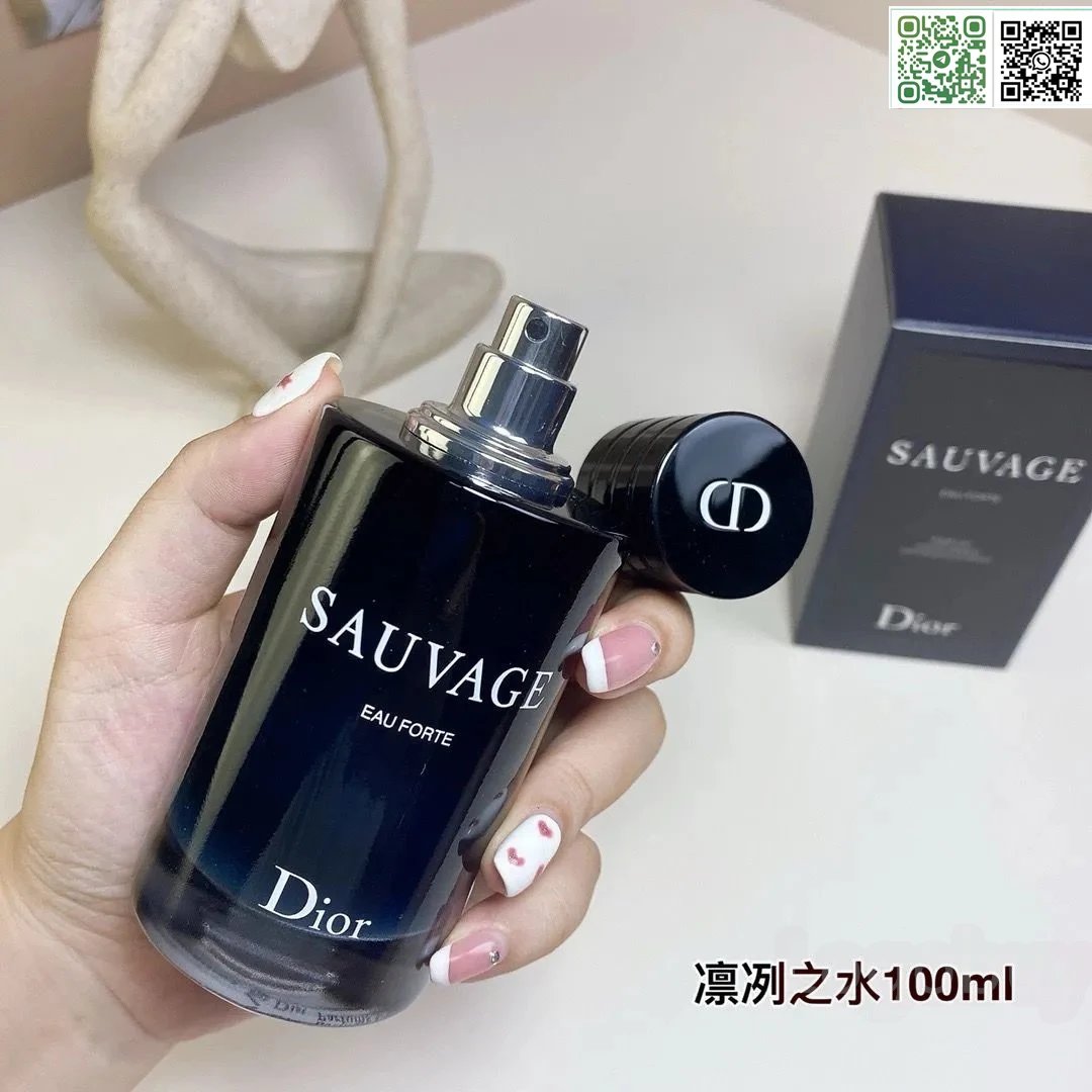 Dior Sauvage Holiday Discovery 4-Piece Miniature Gift Set