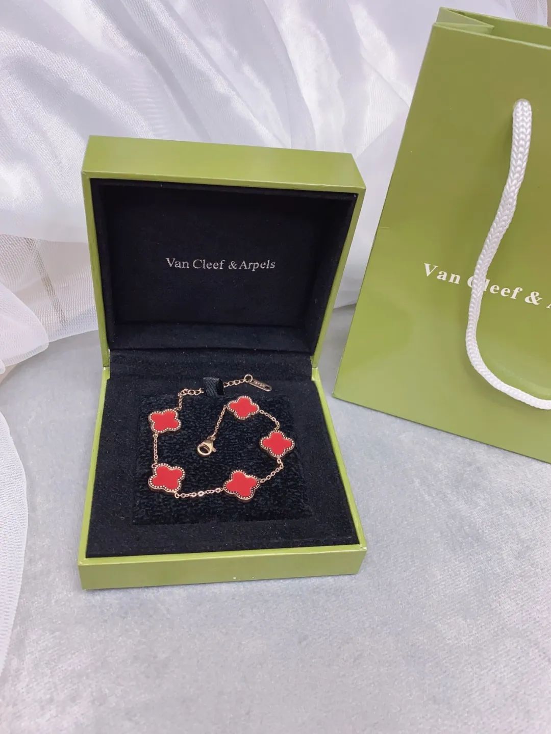 Van Cleef & Arpels Vintage Alhambra 5 Motifs Bracelet Carnelian