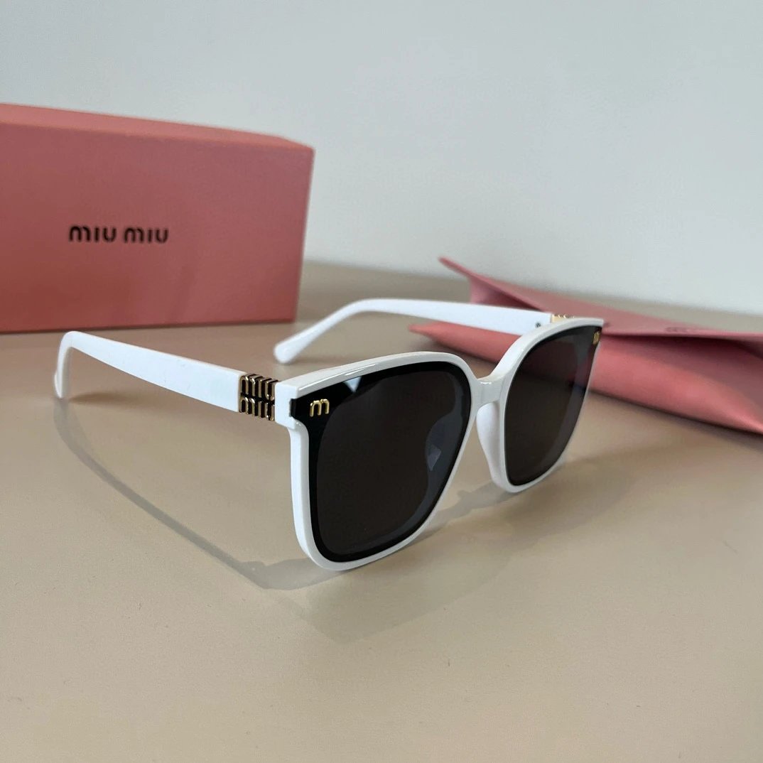Miu Miu SMU21S Sunglasses Black Gold