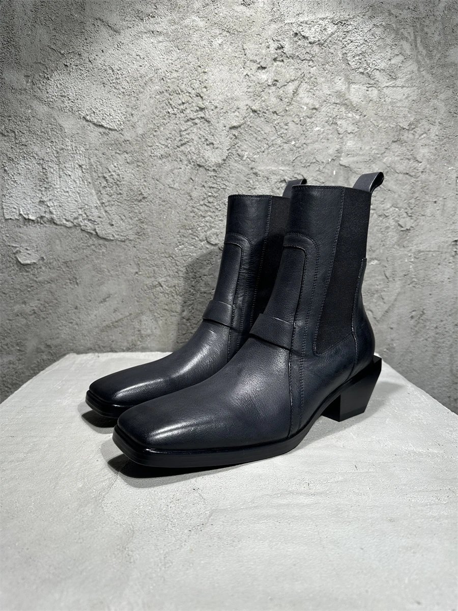 Rick Owens Sliver Leather Chelsea Boots