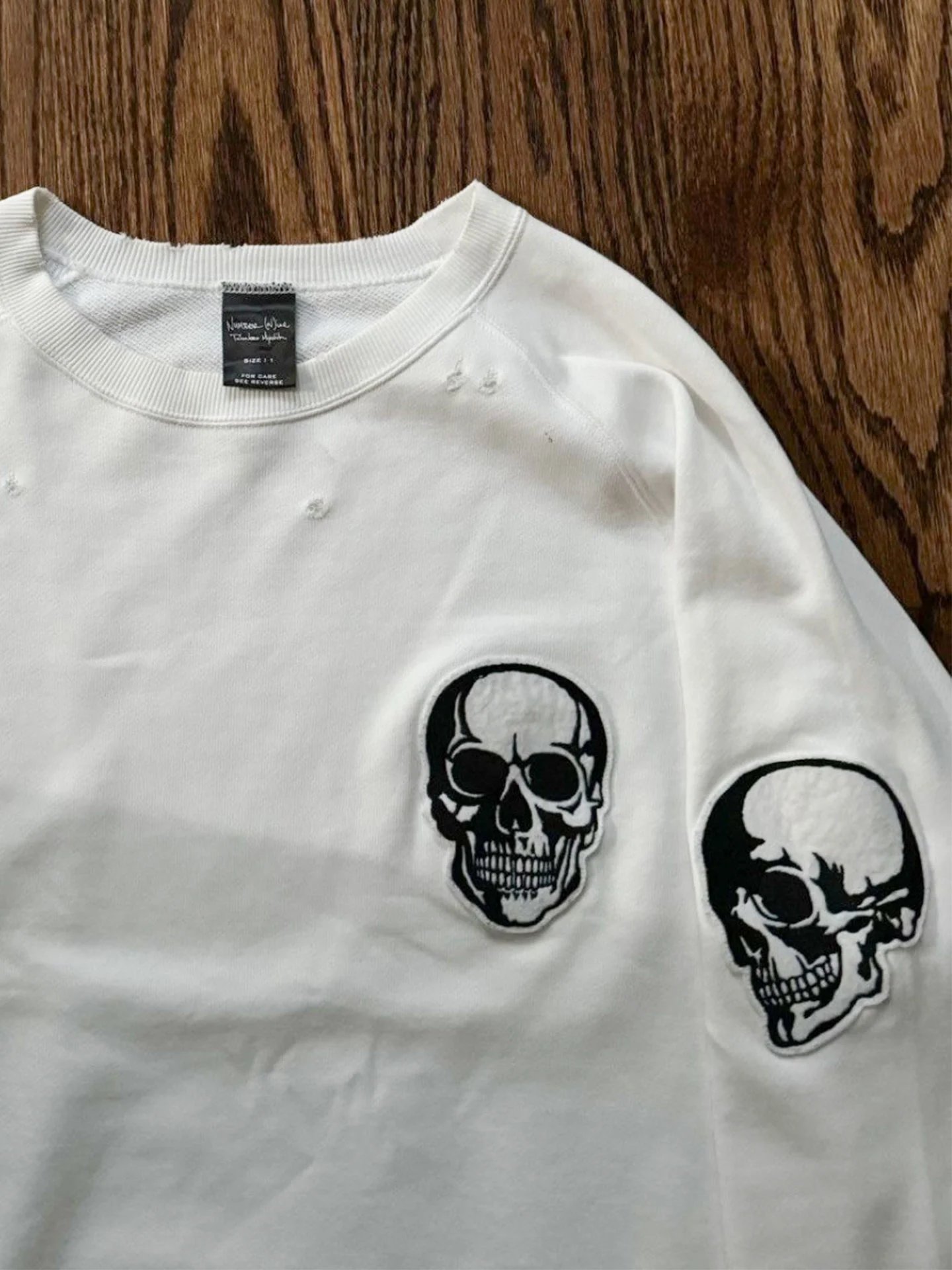 Number (N)ine SS04 Dream Baby Dream Double Skull Distressed Crewneck Sweatshirt White
