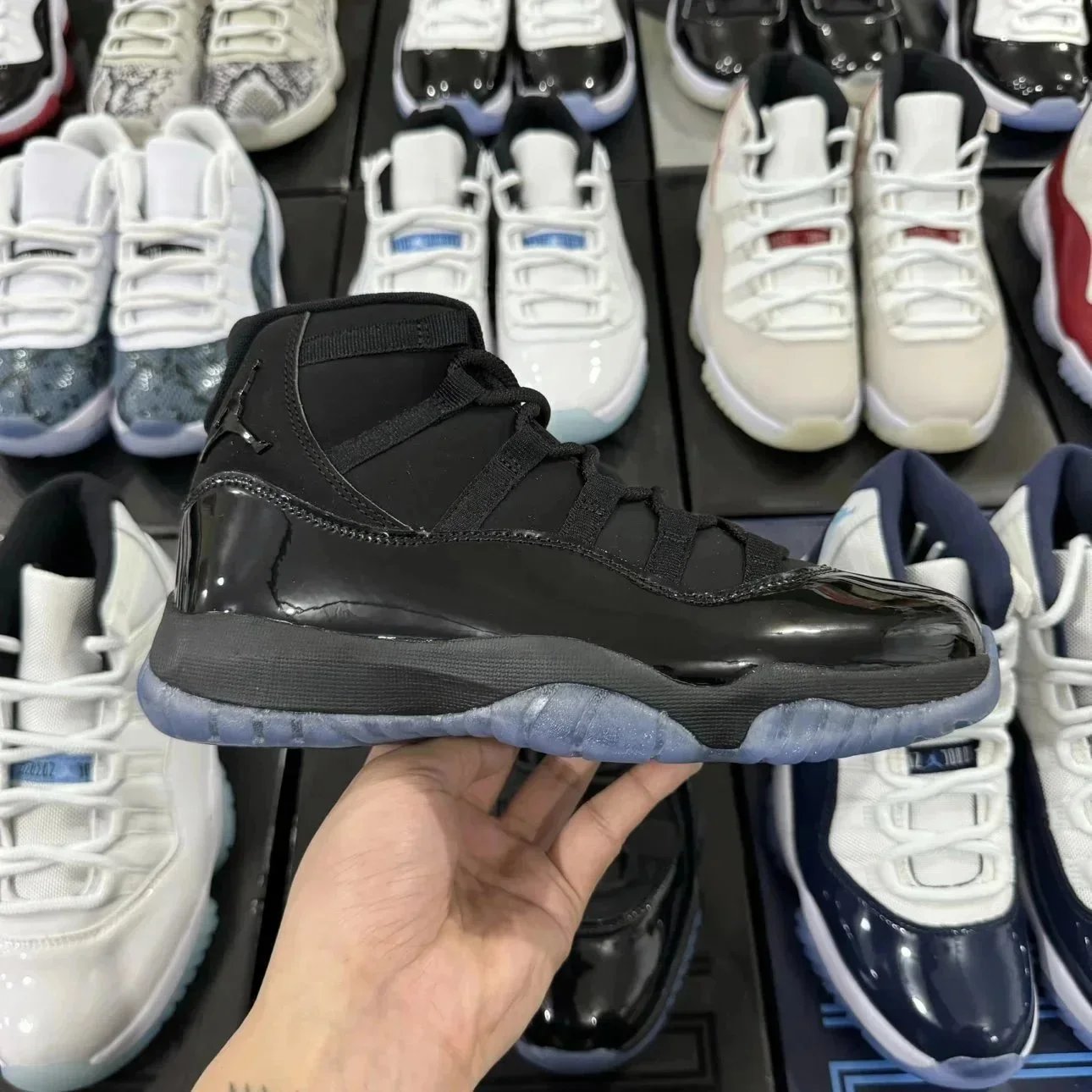 Air Jordan 11 Retro Gratitude