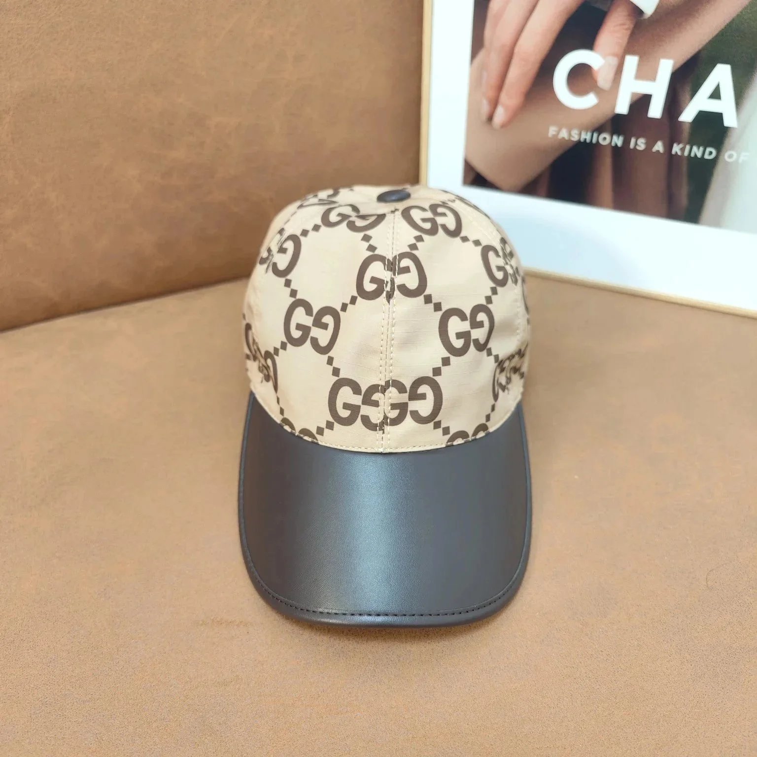 Gucci Original GG Canvas Baseball Hat with Web and Bee Beige/Ebony