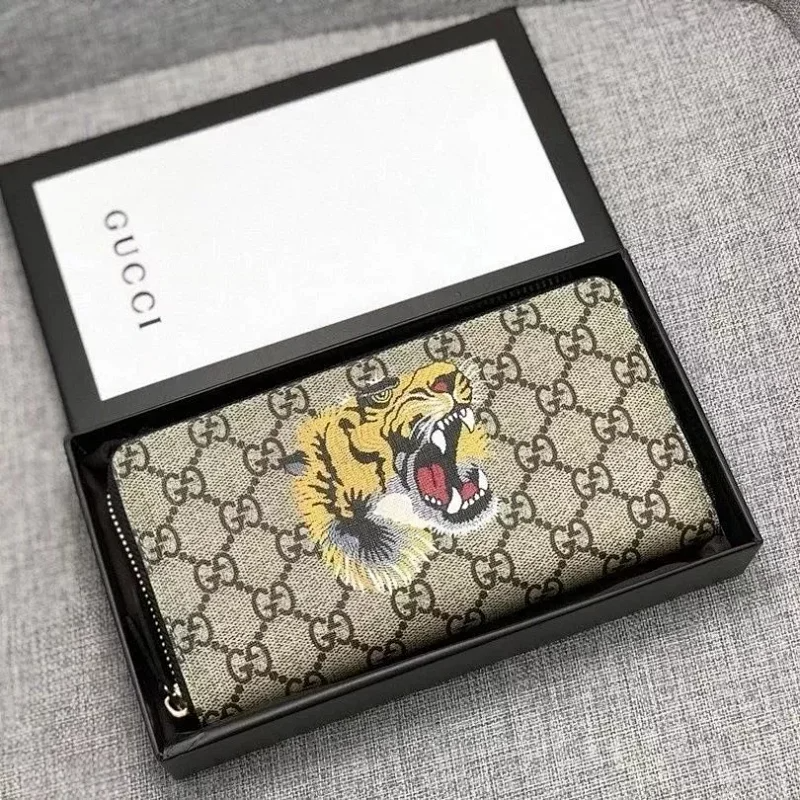 Gucci GG Supreme Bee Print Bi-Fold Wallet