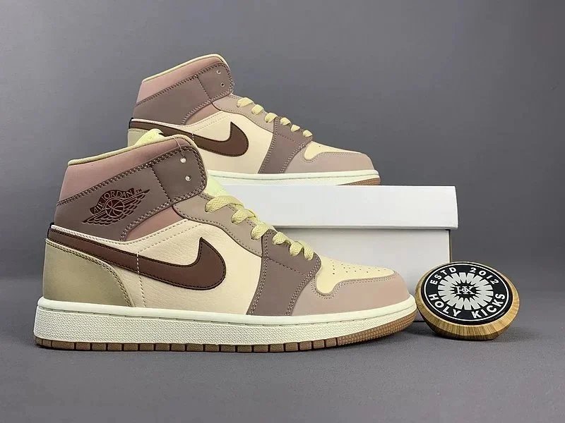 Air Jordan 1 Mid SE Dark Pony Smoky Mauve (Women's)