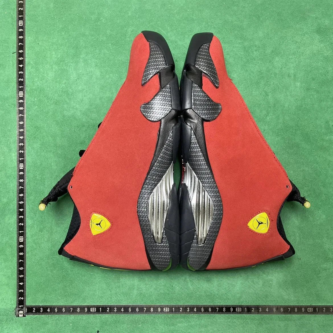 Jordan 14 Retro Ferrari