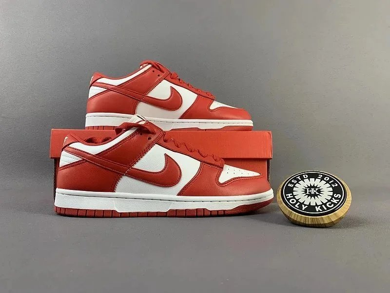 Nike Dunk Low 'Love Me More' Pink