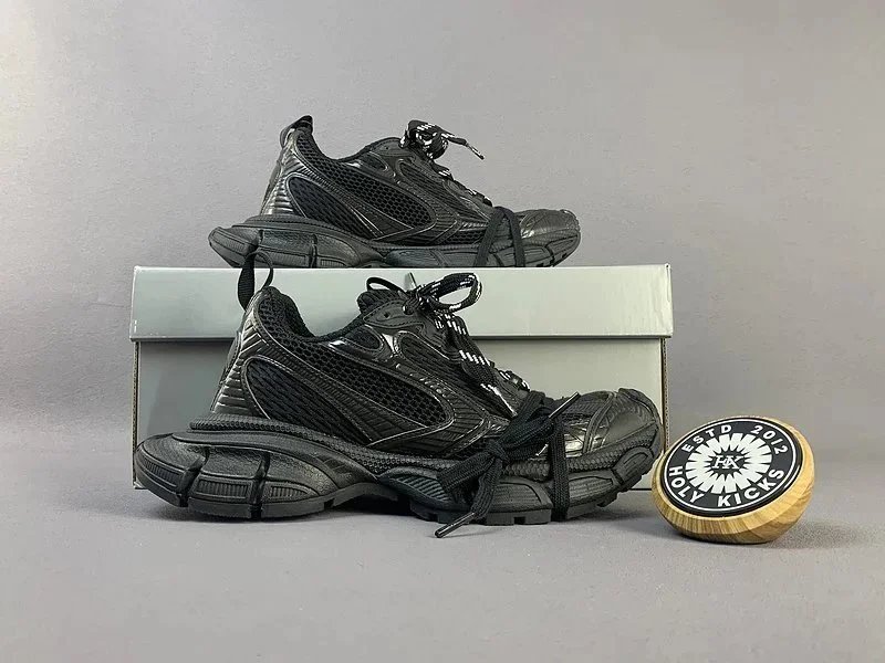 Balenciaga 3XL Black