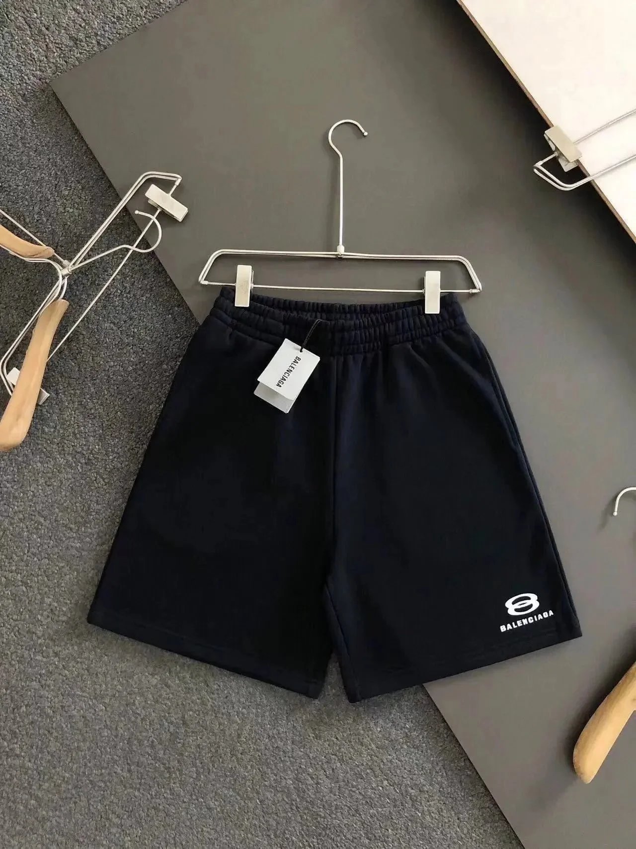 Loewe Anagram Embroidered Logo Shorts Black/Green
